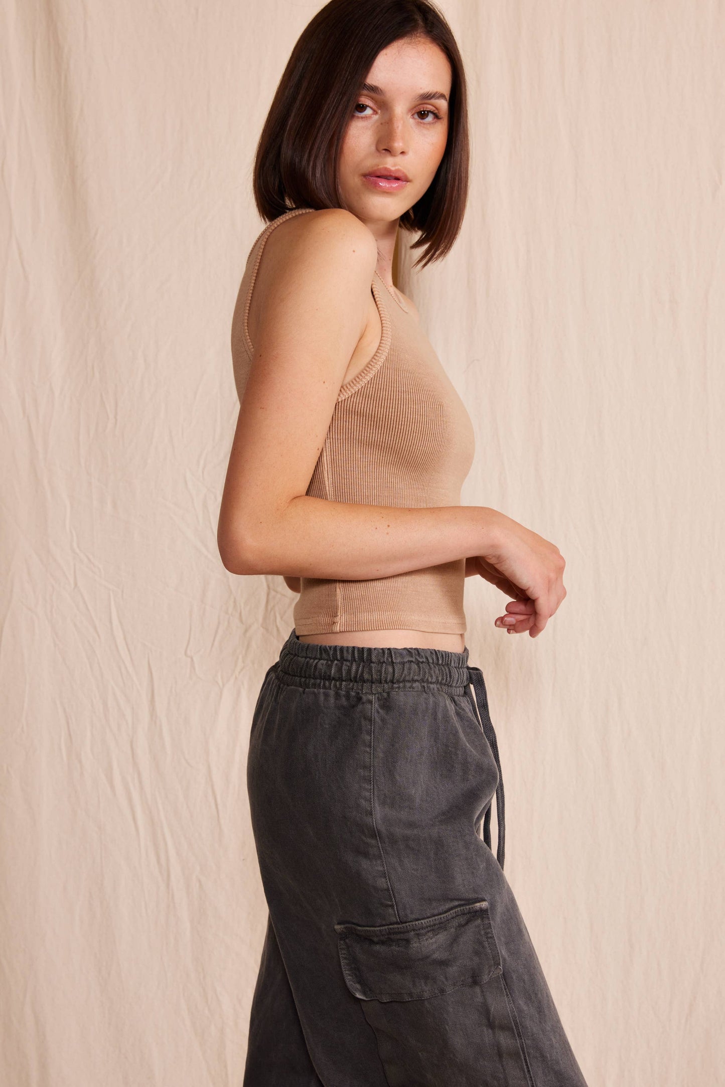 People Of Leisure - Sage Rib Tank : Camel / L