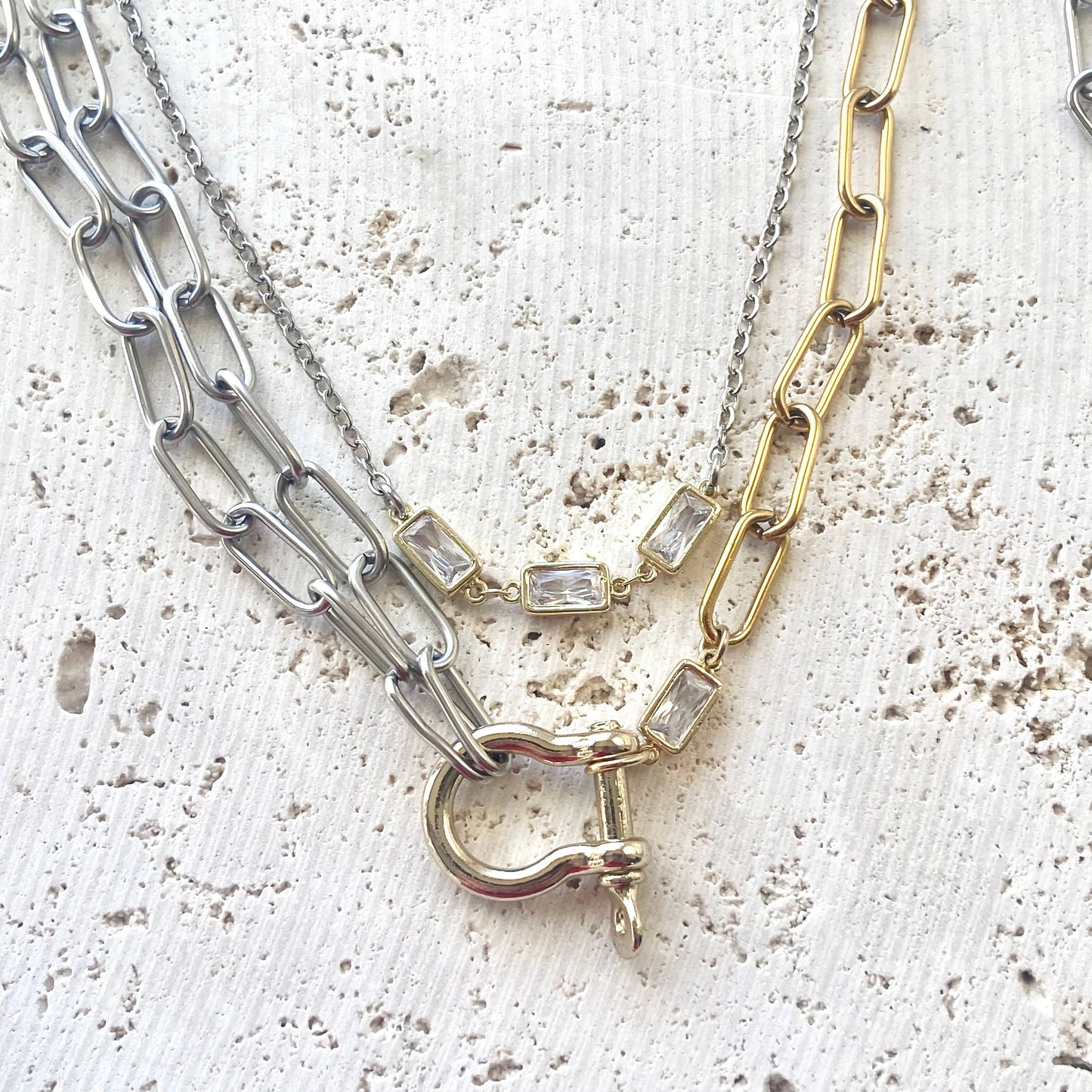 Shackle Necklace Mixed