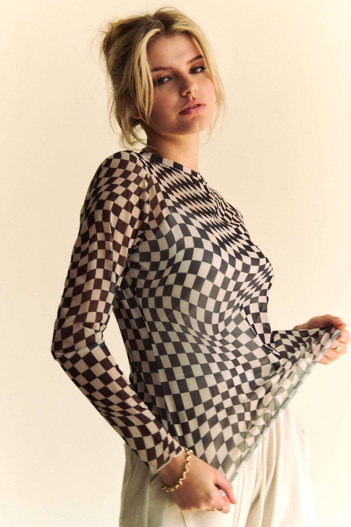 Davi & Dani - CHECKER BOARD MESH LAYERING SEE THROUGH TOP: IVORY TAUPE