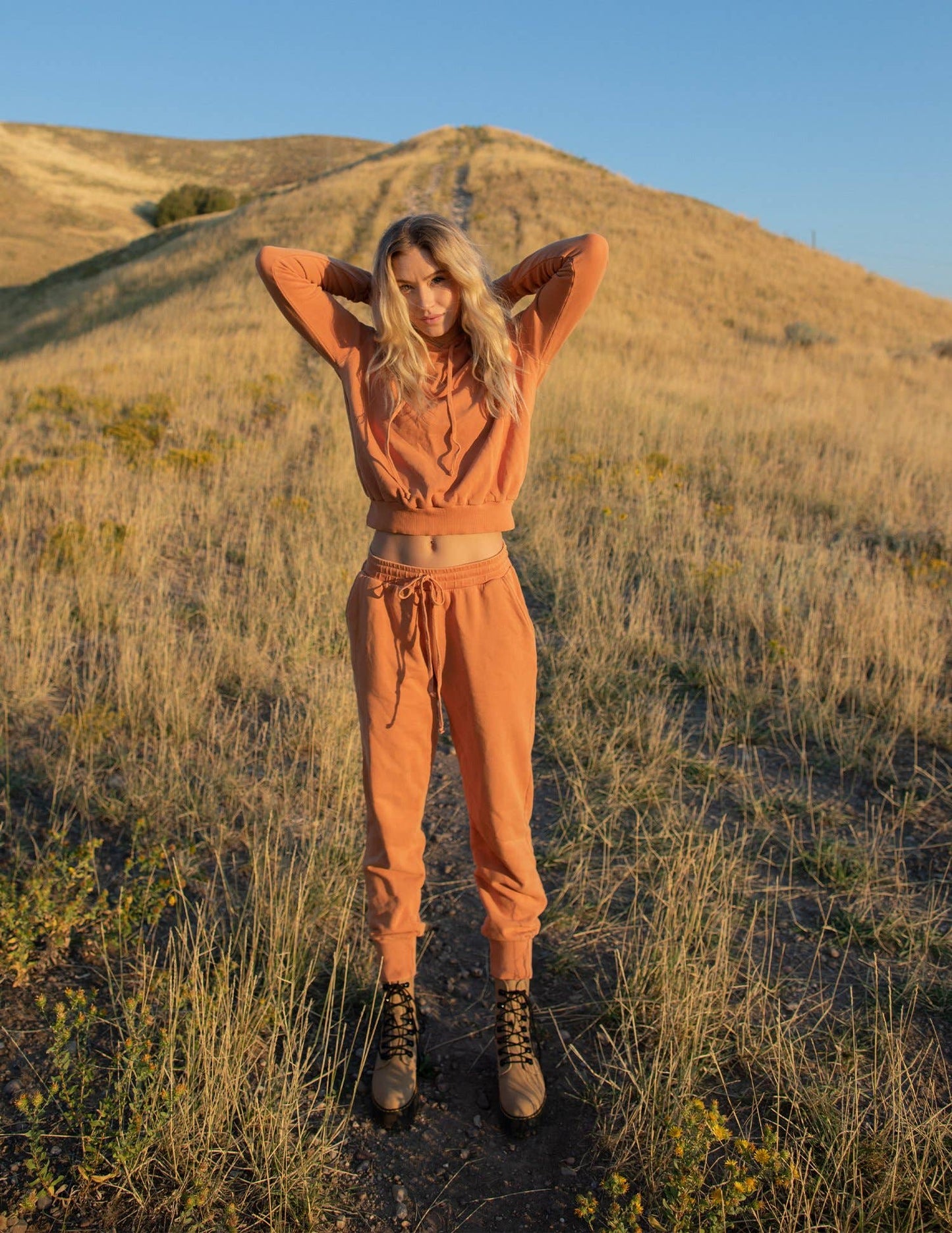 People Of Leisure - The New Daybreak Hoodie 2.0 - Peach: Large