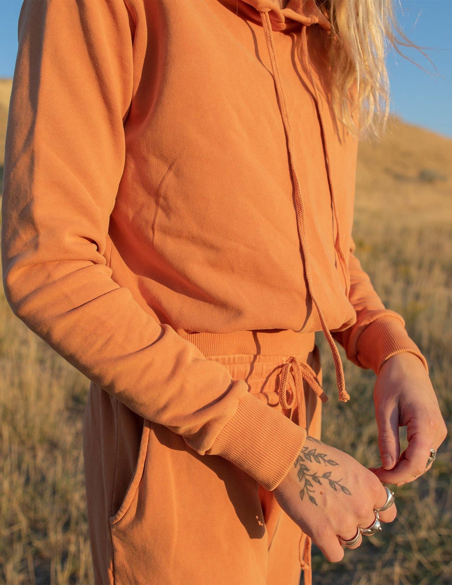 People Of Leisure - The New Daybreak Hoodie 2.0 - Peach: Large