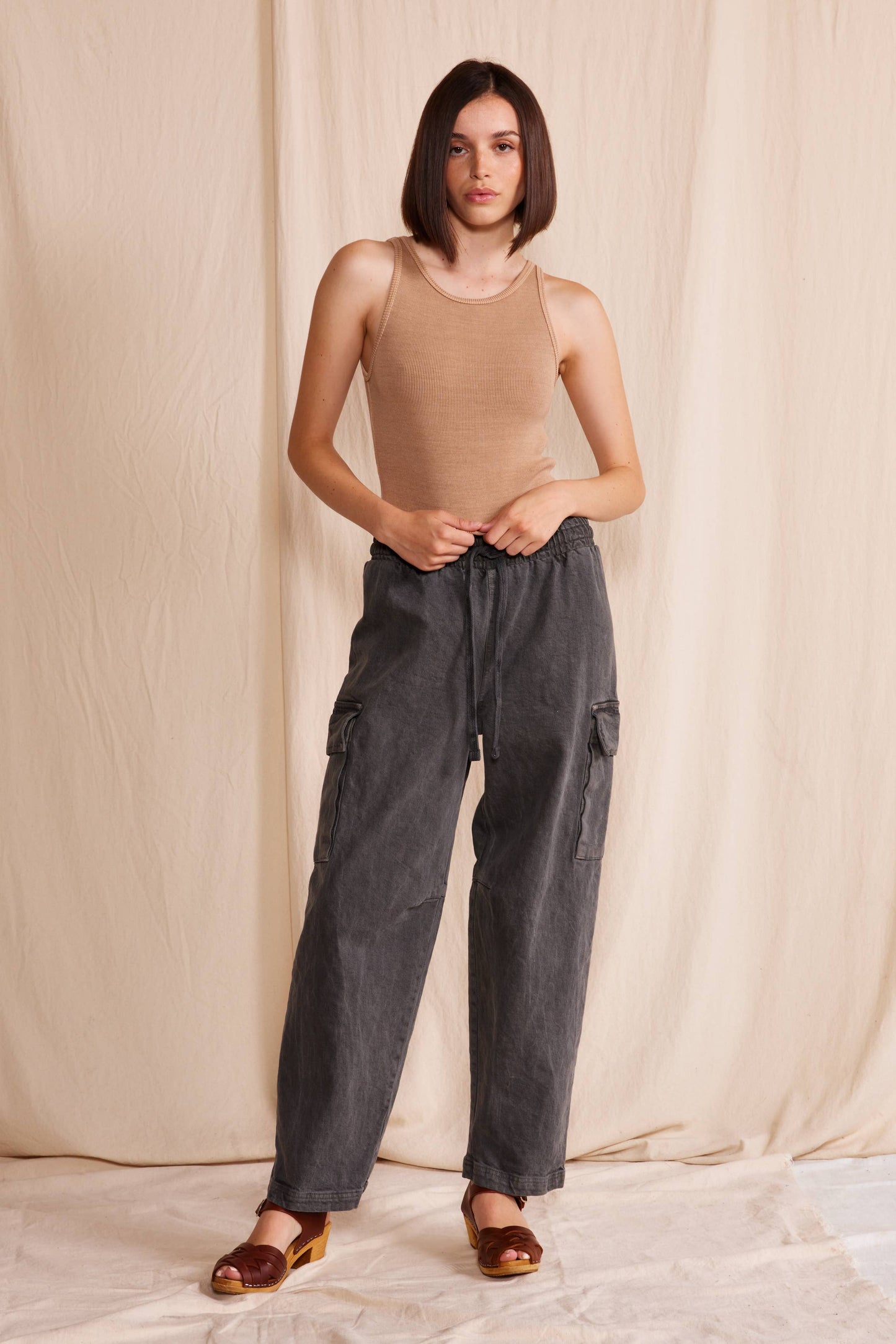 People Of Leisure - Sage Rib Tank : Camel / L