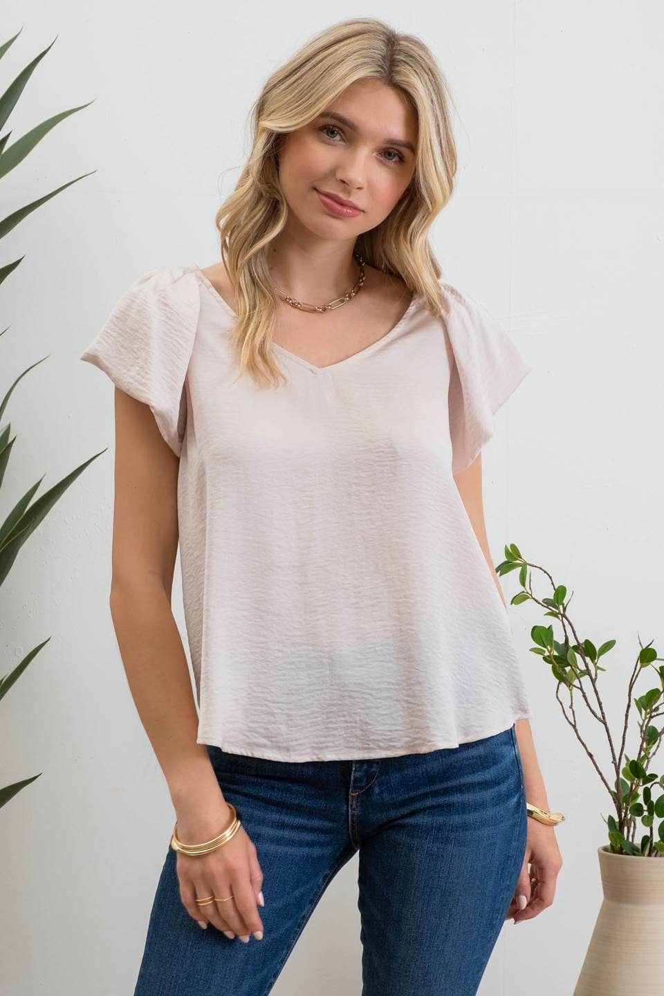 Blu Pepper - V NECK BALLOON SHORT SLEEVE BLOUSE: LIGHT TAUPE