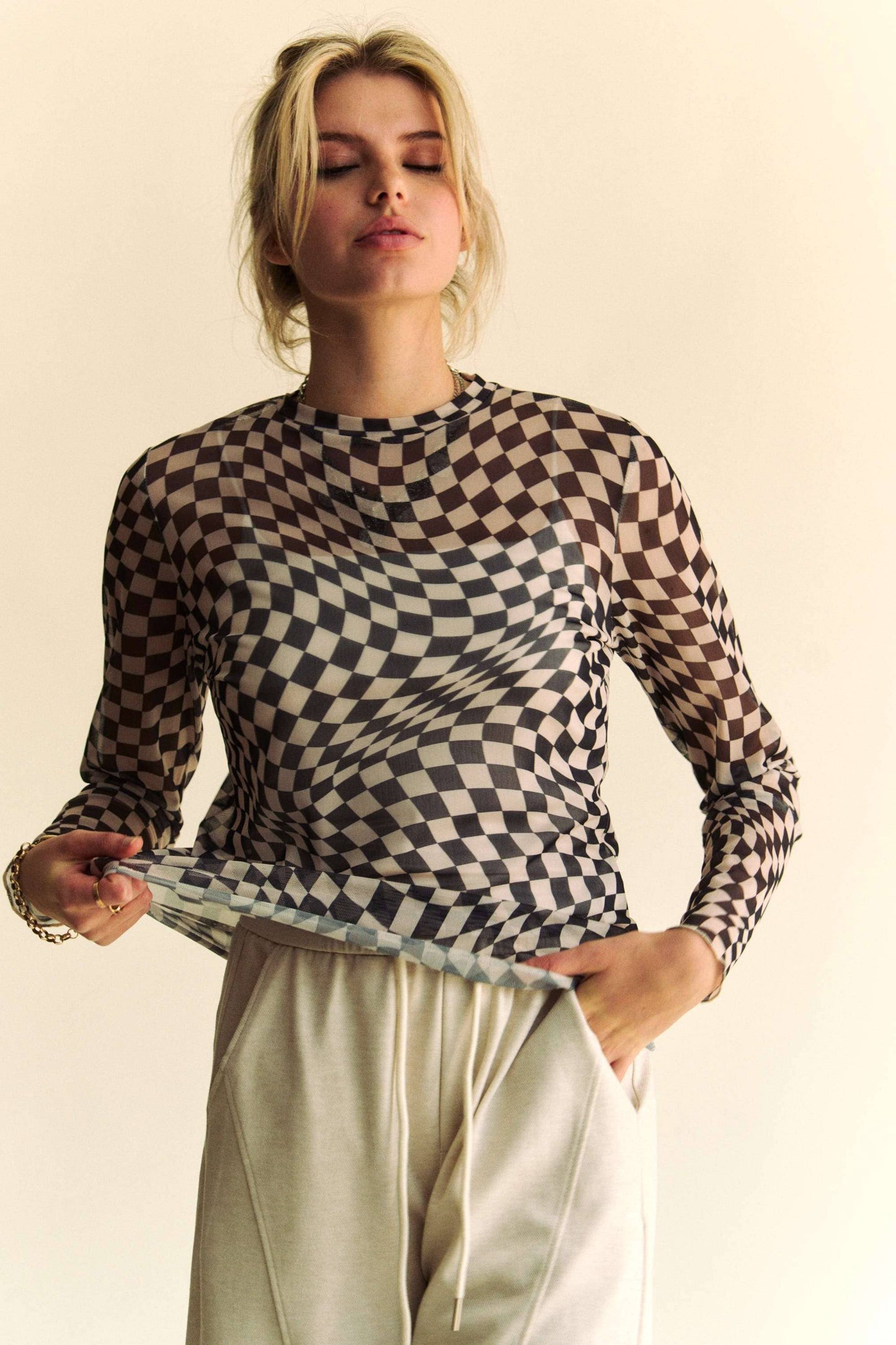 Davi & Dani - CHECKER BOARD MESH LAYERING SEE THROUGH TOP: IVORY TAUPE