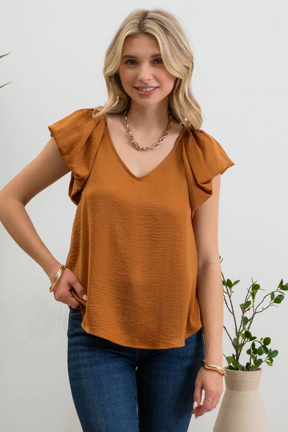 Blu Pepper - V NECK BALLOON SHORT SLEEVE BLOUSE: LIGHT TAUPE