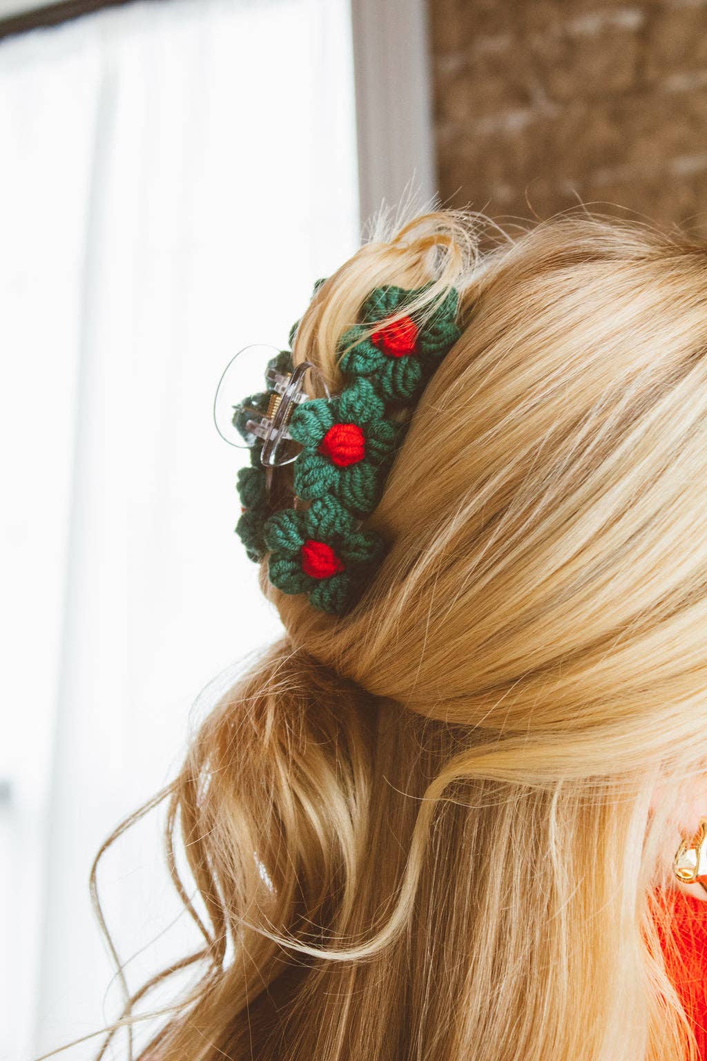 Knitted Petals Claw Clip