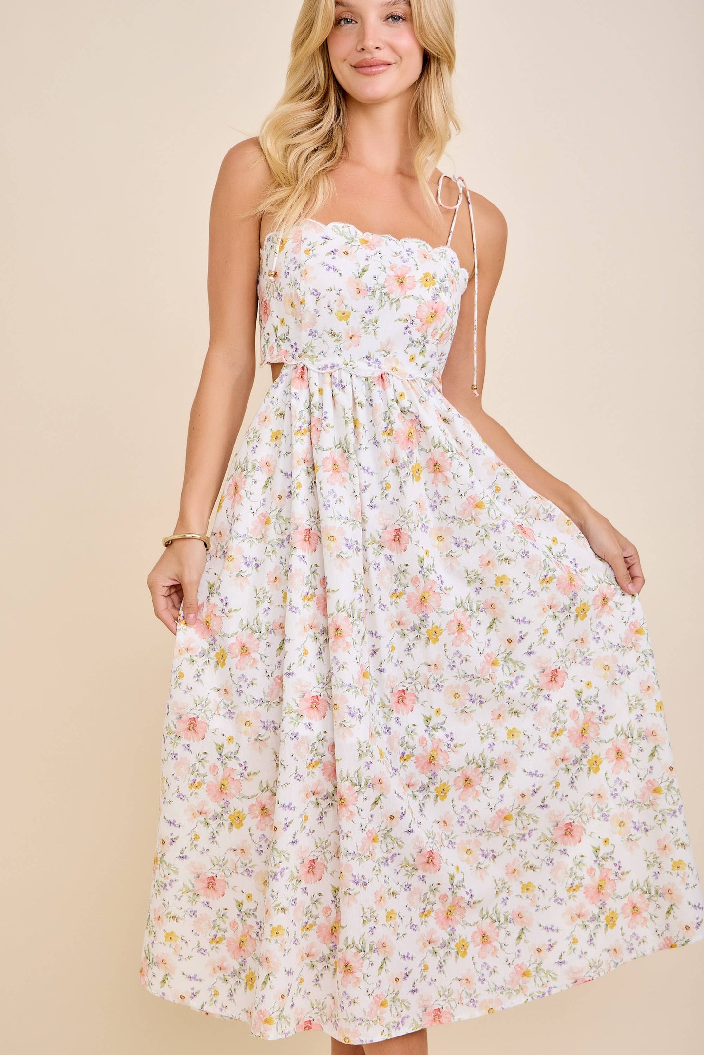 Main Strip - Scallop Edge Tie Shoulder Floral Midi Dress: WHITE MULTI FLORAL / L