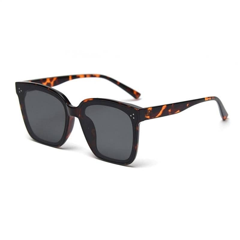 Shady Lady Eyewear - RILEY: Tortoise